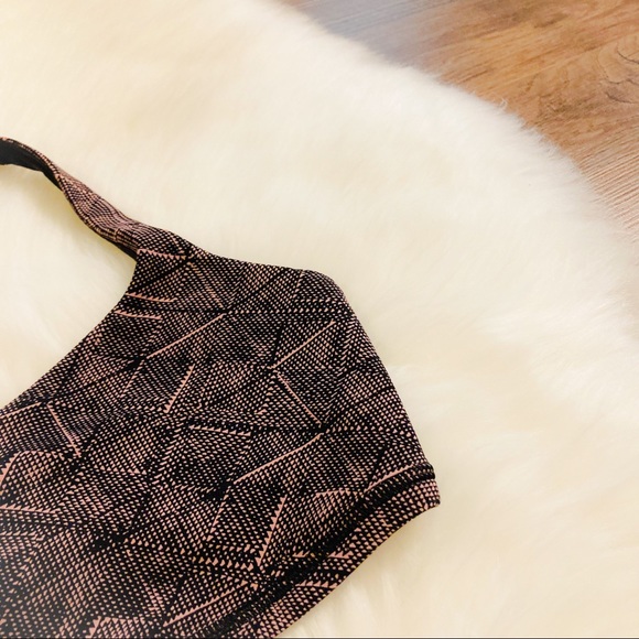 Lululemon Pink and Black Geometric Patterned Athletic Sports Bra 8 Medium - Picture 3 of 6